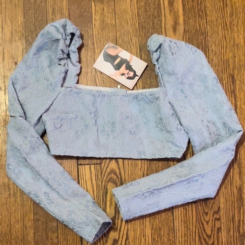 NWT Naked Wardrobe small The Statement Lace Long sleeve crop Top blouse